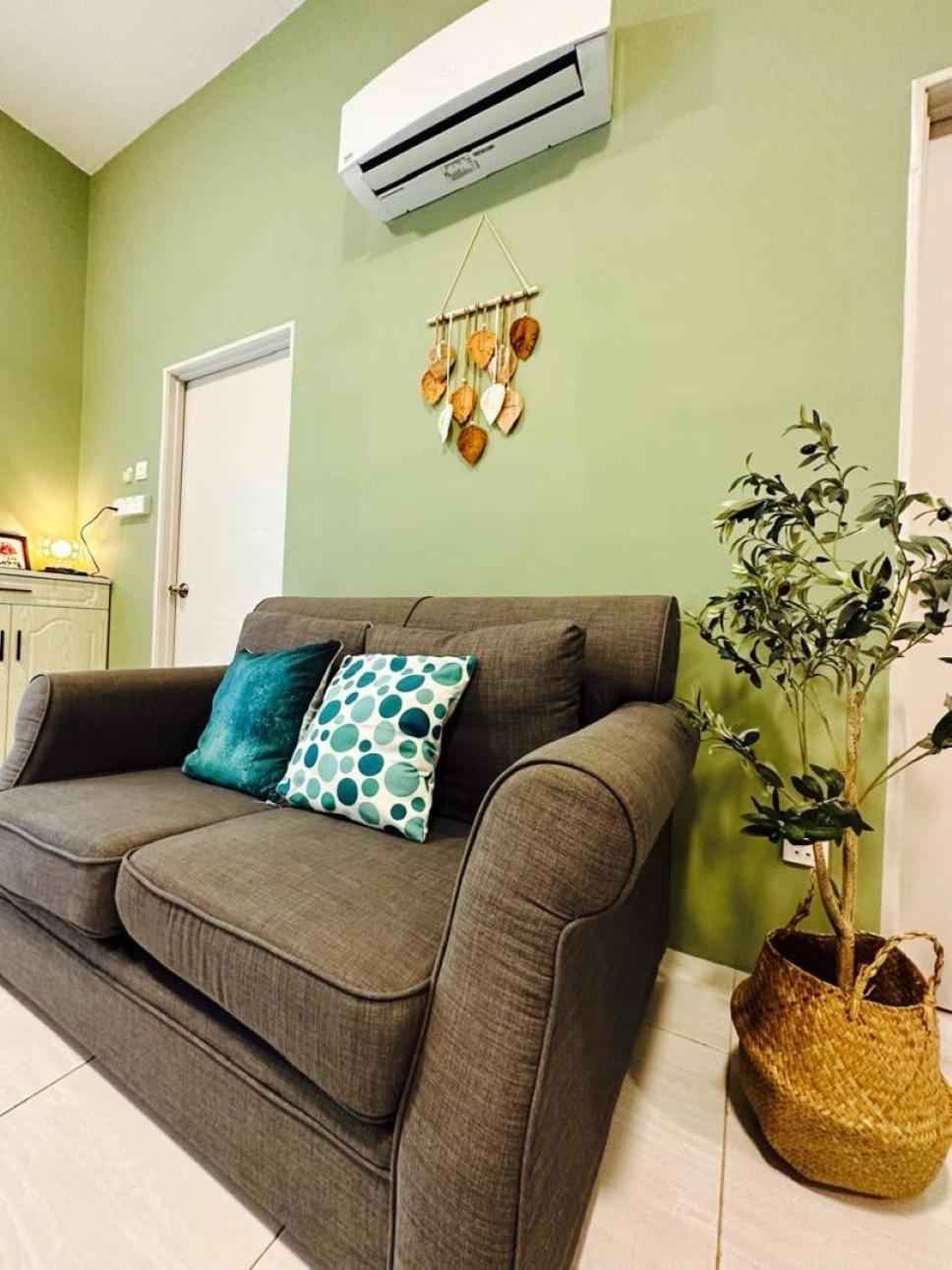Maya Seaview Families Suite Apartment + Sky Pool Kuah Bagian luar foto