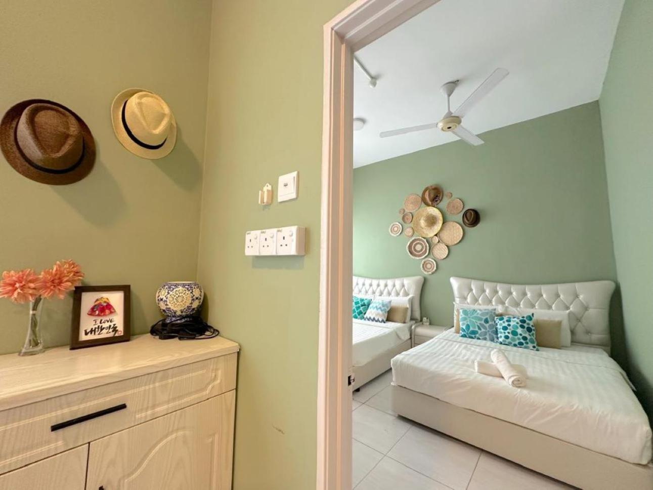 Maya Seaview Families Suite Apartment + Sky Pool Kuah Bagian luar foto